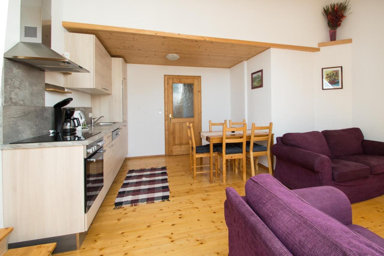 Familienferienhof Stabauer Zell am Moos Extérieur photo